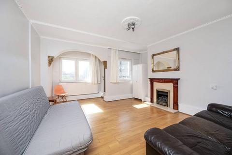 3 bedroom flat to rent, Percival Street, Clerkenwell, London, EC1V