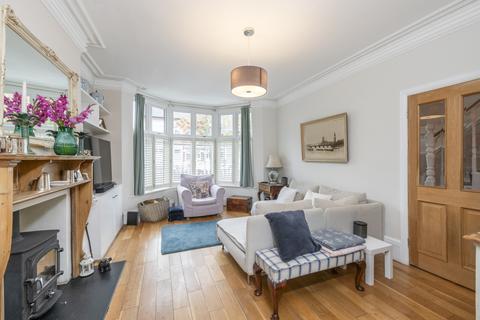 4 bedroom end of terrace house for sale, Portman Avenue, East Sheen, London