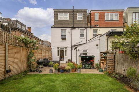 4 bedroom end of terrace house for sale, Portman Avenue, East Sheen, London