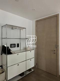 Studio to rent, 1 Viaduct Gardens, SW11