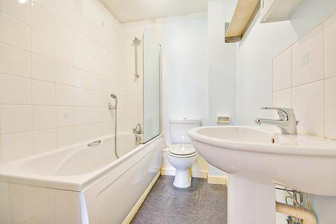 1 bedroom flat for sale, Harescombe Drive, GRH (Gloucestershire Royal Hospital), Gloucester, GL1