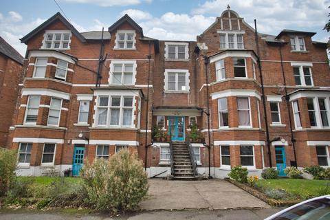 3 bedroom flat for sale, Bouverie Road West, Folkestone, CT20