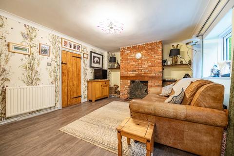 2 bedroom terraced house for sale, Braintree Road, Wethersfield, Essex