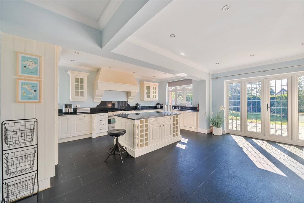 Kitchen/Dining