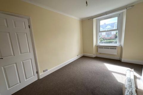 1 bedroom flat to rent, Torquay Road, Newton Abbot, Devon, TQ12