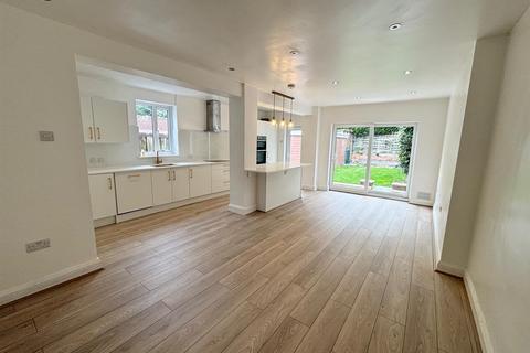 3 bedroom semi-detached house to rent, Brookvale Grove, Olton, Solihull