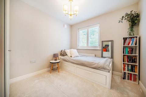12 Padstow Close, Orpington, BR6 9XL