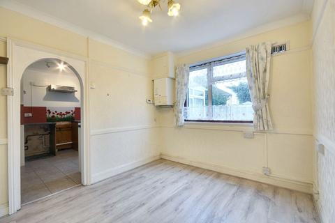 3 Bornefields, Ashford, TN23 5AH