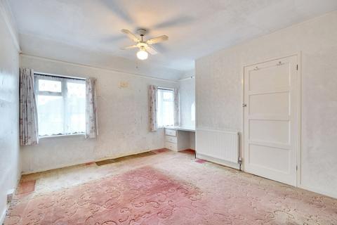 3 Bornefields, Ashford, TN23 5AH