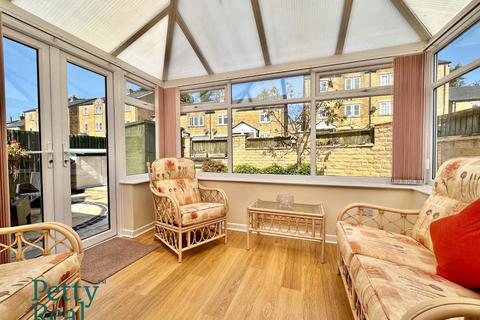 2 bedroom semi-detached bungalow for sale, Sir William Hartley Court, Colne