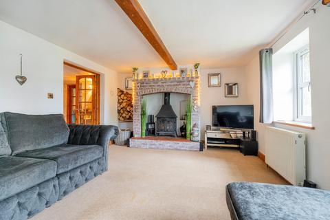 4 bedroom cottage for sale, Halls Corner Lane, Hevingham