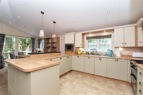 3 bedroom park home for sale, Woodland View, Bashley Caravan Park, New Milton, Hampshire, BH25