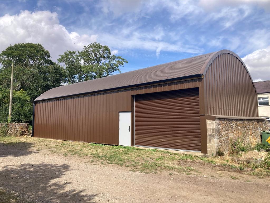 Barn At Rectory Farm, Pipewell... Industrial unit - £1,000 pcm (£231 pw)