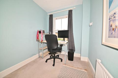 20 Mereway Road, Twickenham, TW2 6RG