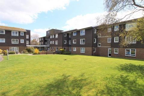 1 bedroom flat for sale, Brookside Avenue, Polegate BN26