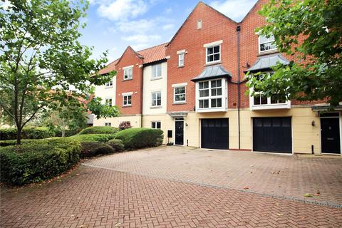 4 bedroom townhouse for sale, Trafalgar Square, Poringland, Norwich, Norfolk, NR14