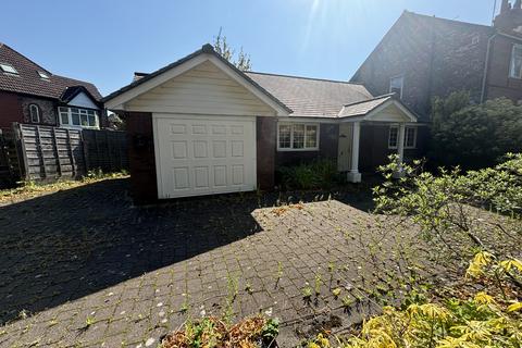 2 bedroom bungalow for sale, Cherry Tree Lane, Great Moor