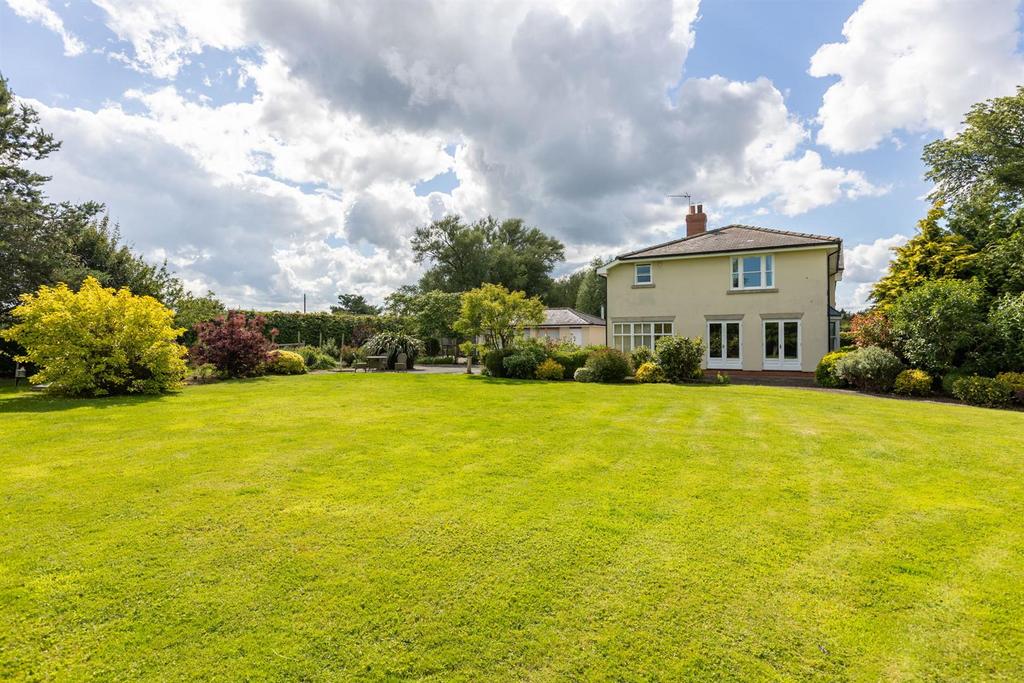 House & Garden