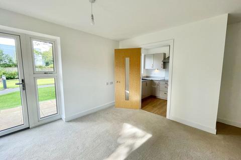 2 bedroom retirement property for sale, Wheatley Place, Connaught Close, Shirley