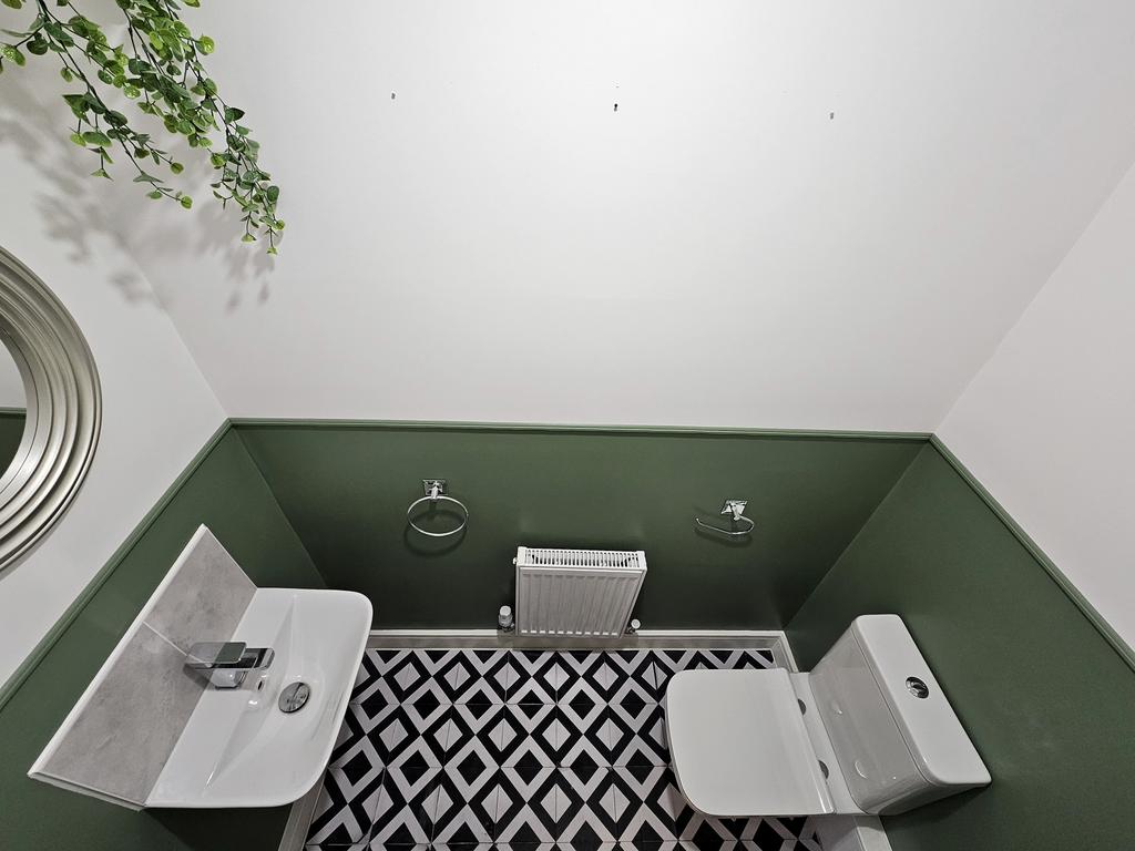 Cloakroom/WC