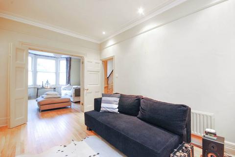 4 bedroom house to rent, Elmwood Road, Grove Park, London, W4