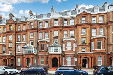 3 bedroom flat for sale, Brechin Place, South Kensington, London, SW7