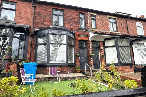 3 bedroom townhouse for sale, Windsor Road, Oldham