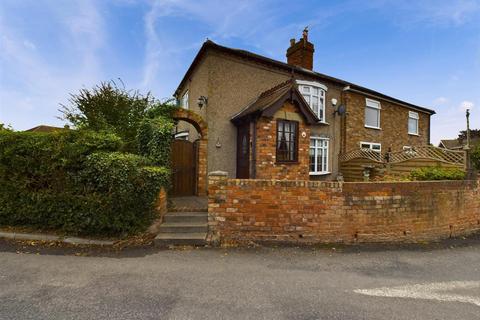 3 bedroom cottage for sale, North End, Tetney DN36