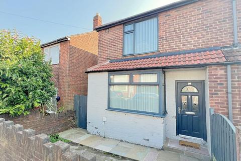 2 bedroom end of terrace house for sale, Randolph Street, Leeds