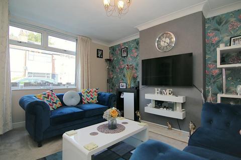 2 bedroom end of terrace house for sale, Randolph Street, Leeds