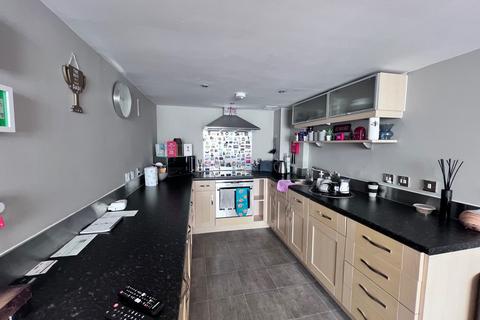 1 bedroom apartment for sale, Low Westwood Lane, Huddersfield HD7