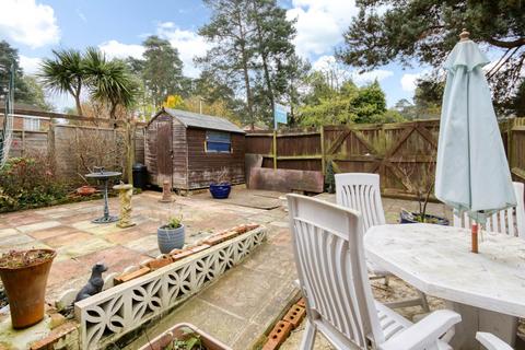 6 Oakengates, Bracknell, RG12 7QJ