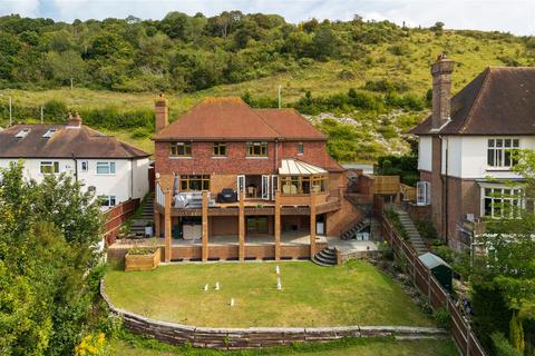 5 bedroom detached house for sale, Sundowners, London Road, River