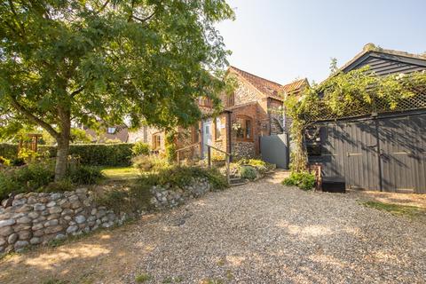 3 bedroom cottage for sale, The Common, Itteringham