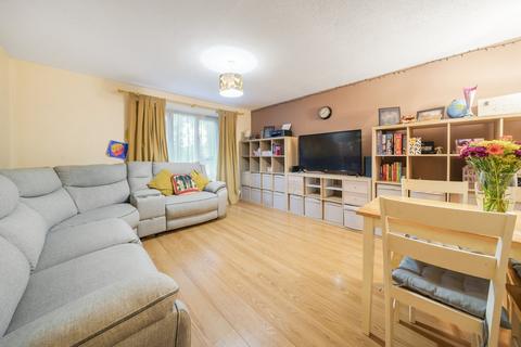 2 bedroom flat for sale, The Oaks, Southampton SO19