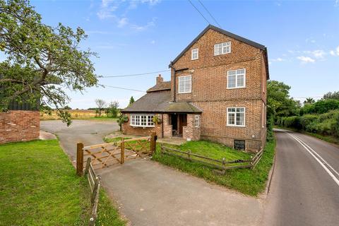 7 bedroom detached house for sale, Bank House Farm, Oakes Corner, Hatherton, Nantwich, CW5 7PQ