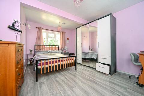9 Aldrin Close, Stafford, ST16 3SZ