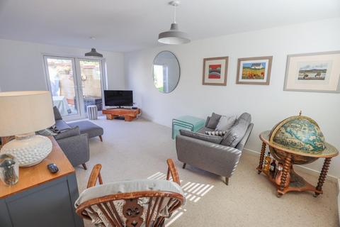 27 Badgers Brook Rise, Ystradowen, Cowbridge, CF71 7TW