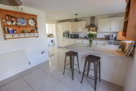 27 Badgers Brook Rise, Ystradowen, Cowbridge, CF71 7TW