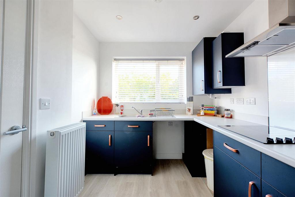 Kitchen 1.jpeg