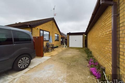 2 bedroom detached bungalow for sale, Chanctonbury Way, Sutton on Sea LN12