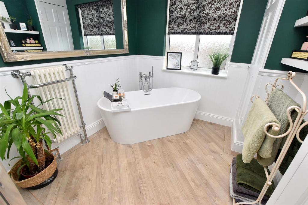 Family bathroom