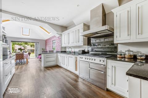 5 bedroom semi-detached house for sale, Amherst Avenue, Ealing, W13