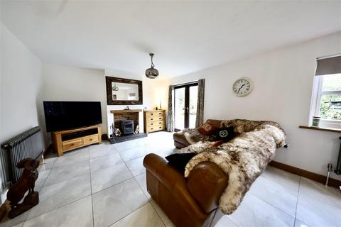 4 bedroom detached house for sale, Orchard Croft, Cottingham