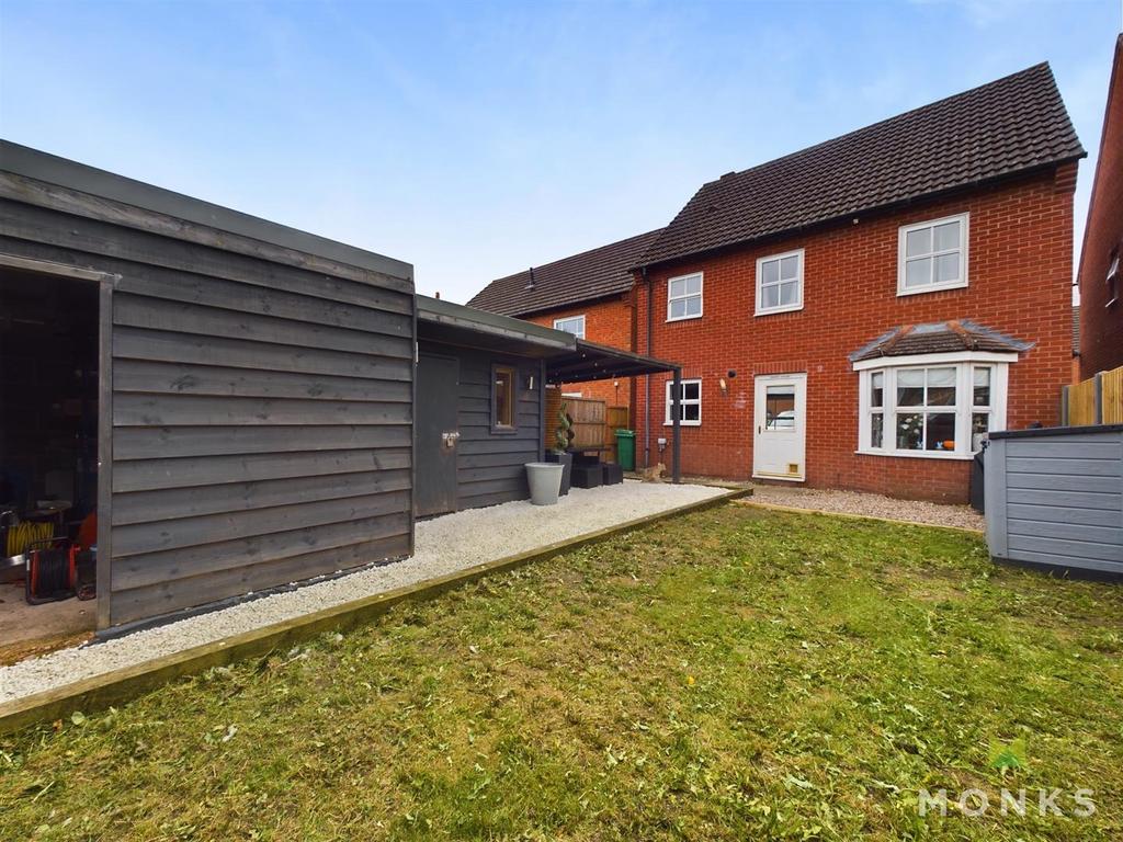 CAM01348 G0-PR0497-STILL003.jpg