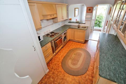 2 bedroom detached bungalow for sale, Holland-on-Sea CO15