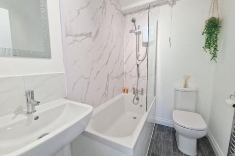 2 bedroom flat for sale, 1c High Street, Budleigh Salterton, EX9 6LD