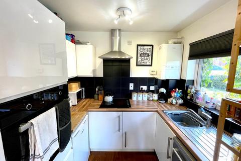 1 bedroom maisonette for sale, Wheelwrights Mews, Neath Hill, Milton Keynes, MK14