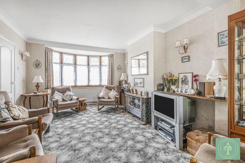 3 bedroom semi-detached house for sale, Linden Way, London, N14