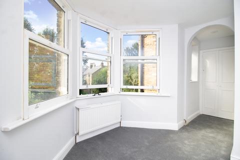 2 bedroom terraced house to rent, 3 Montague Avenue, London, SE4